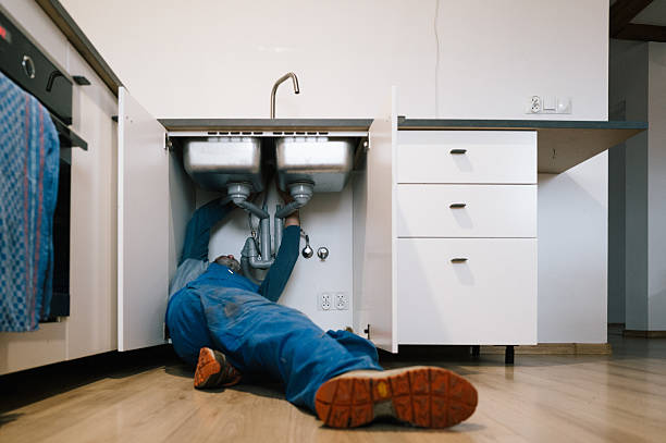 Professional Drain Cleaning technician working in East Springfield, OH